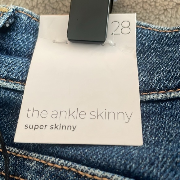 NWT 7 for All Mankind size 28 ankle skinny - Picture 4 of 5